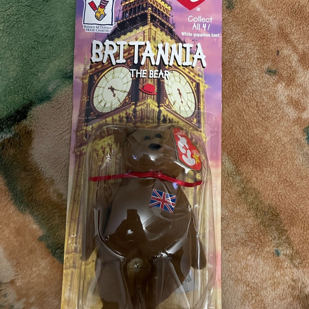 Britannia the Bear Collectible Toy